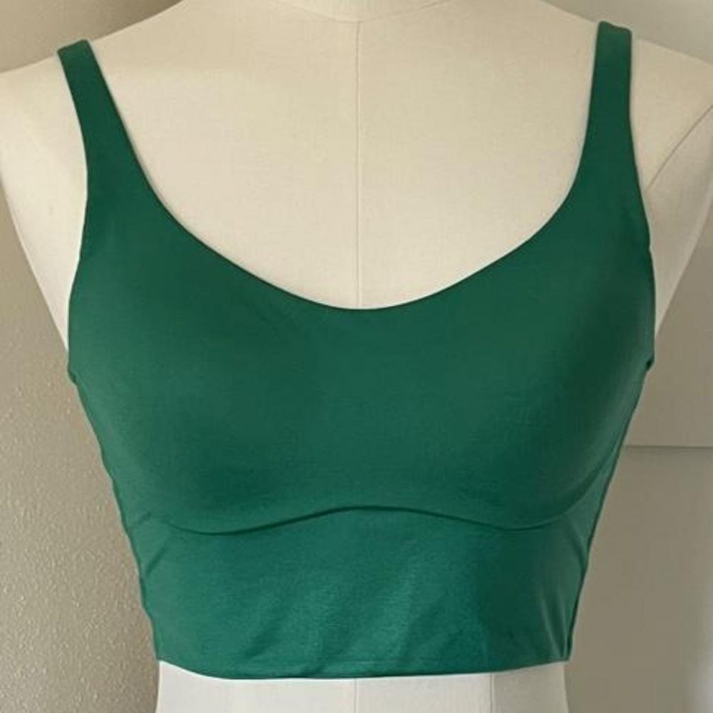 Victoria’s Secret Green Strappy Sports Bra Cage Back